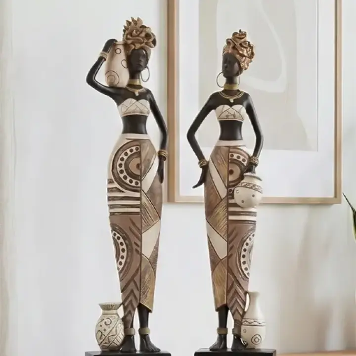 Handgeschilderd hars beeldje Afrikaanse vrouw, tribale woondecoratiekunst